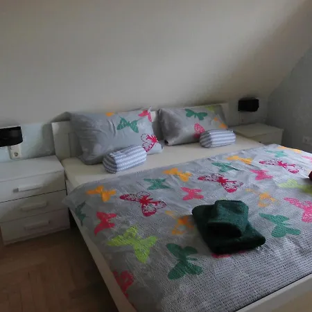 Eiscafe&pension Schumann 게스트하우스 3*