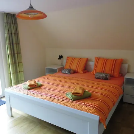 Eiscafe&pension Schumann Guest house Bresewitz