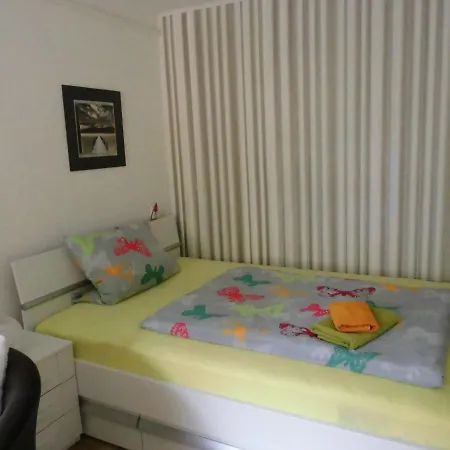 Eiscafe&pension Schumann 게스트하우스